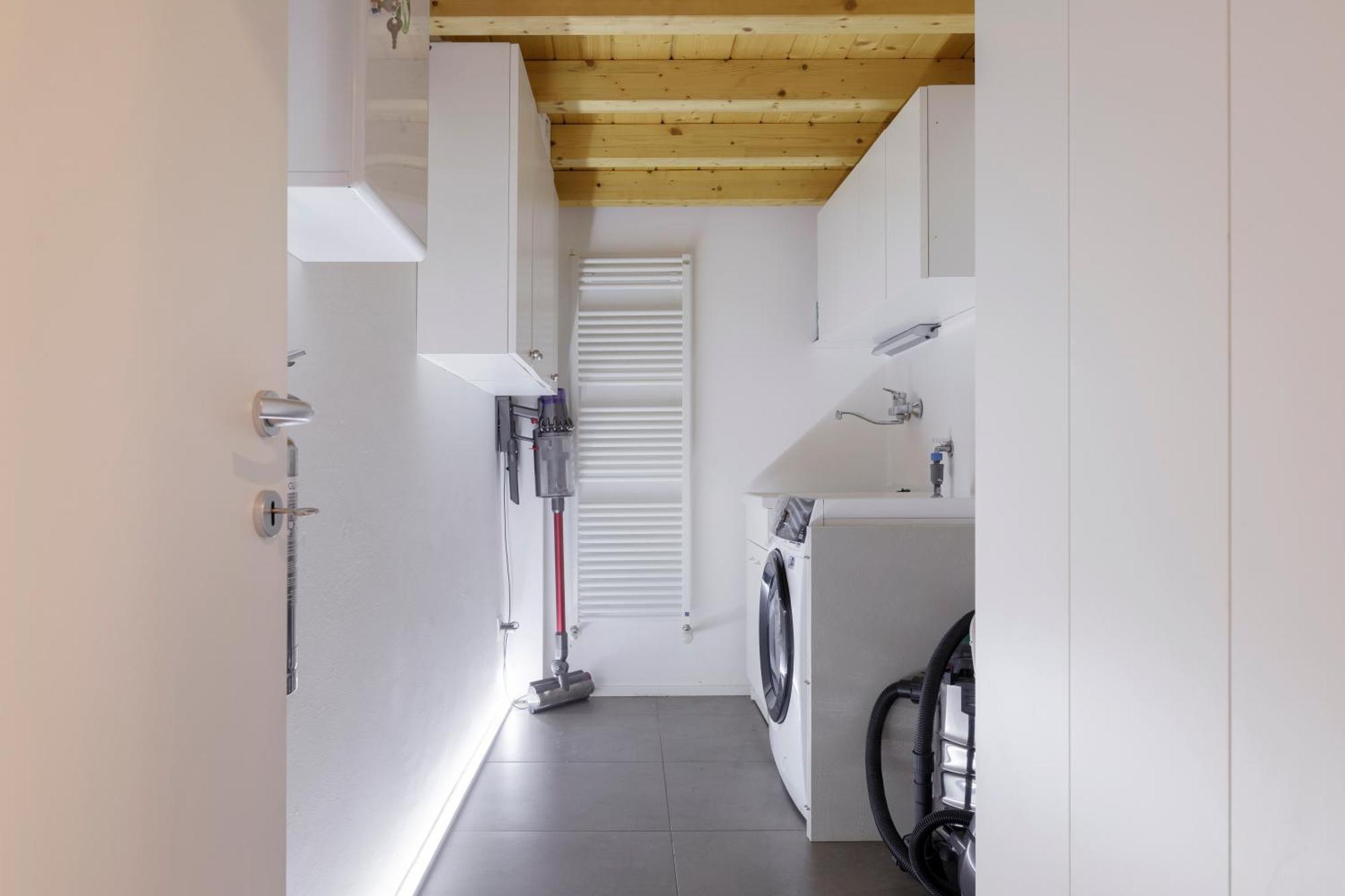 Luxe & Central Haven - Jacuzzi, Sauna, Steam, Private Parking Como Ngoại thất bức ảnh