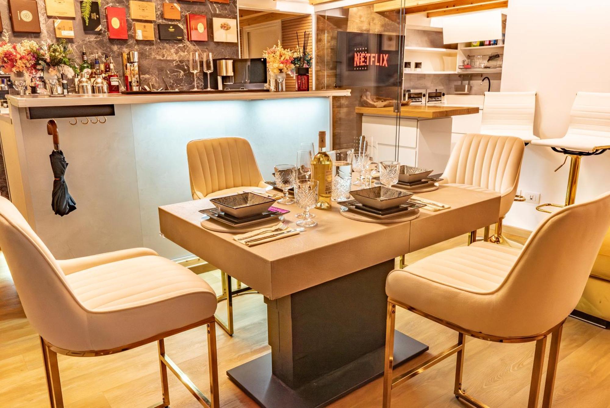Luxe & Central Haven - Jacuzzi, Sauna, Steam, Private Parking Como Ngoại thất bức ảnh